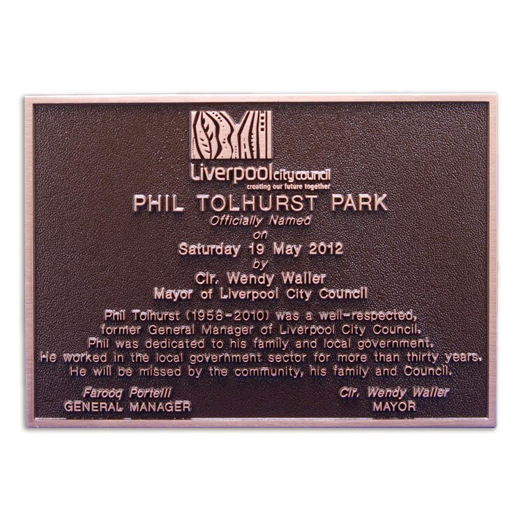cbp-commemorate-cast-bronze-plaque-phil-tolhurst-park-1