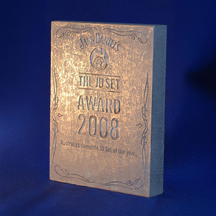 jdset-custom-trophy-jack-daniels-2