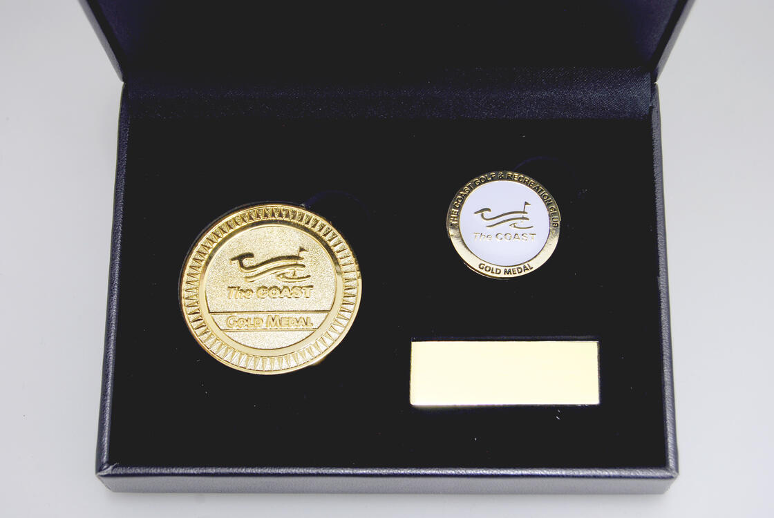 the-coast-golf-custom-medal-set-with-case-2