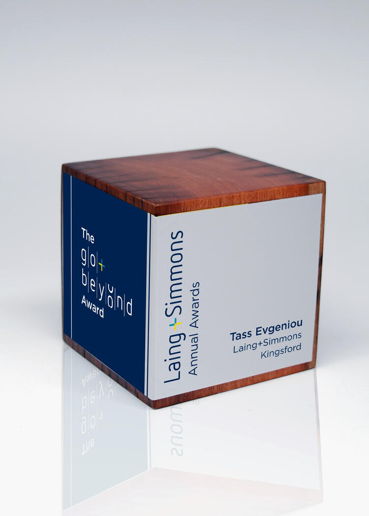 tm016-rib-110-timber-trophy-1